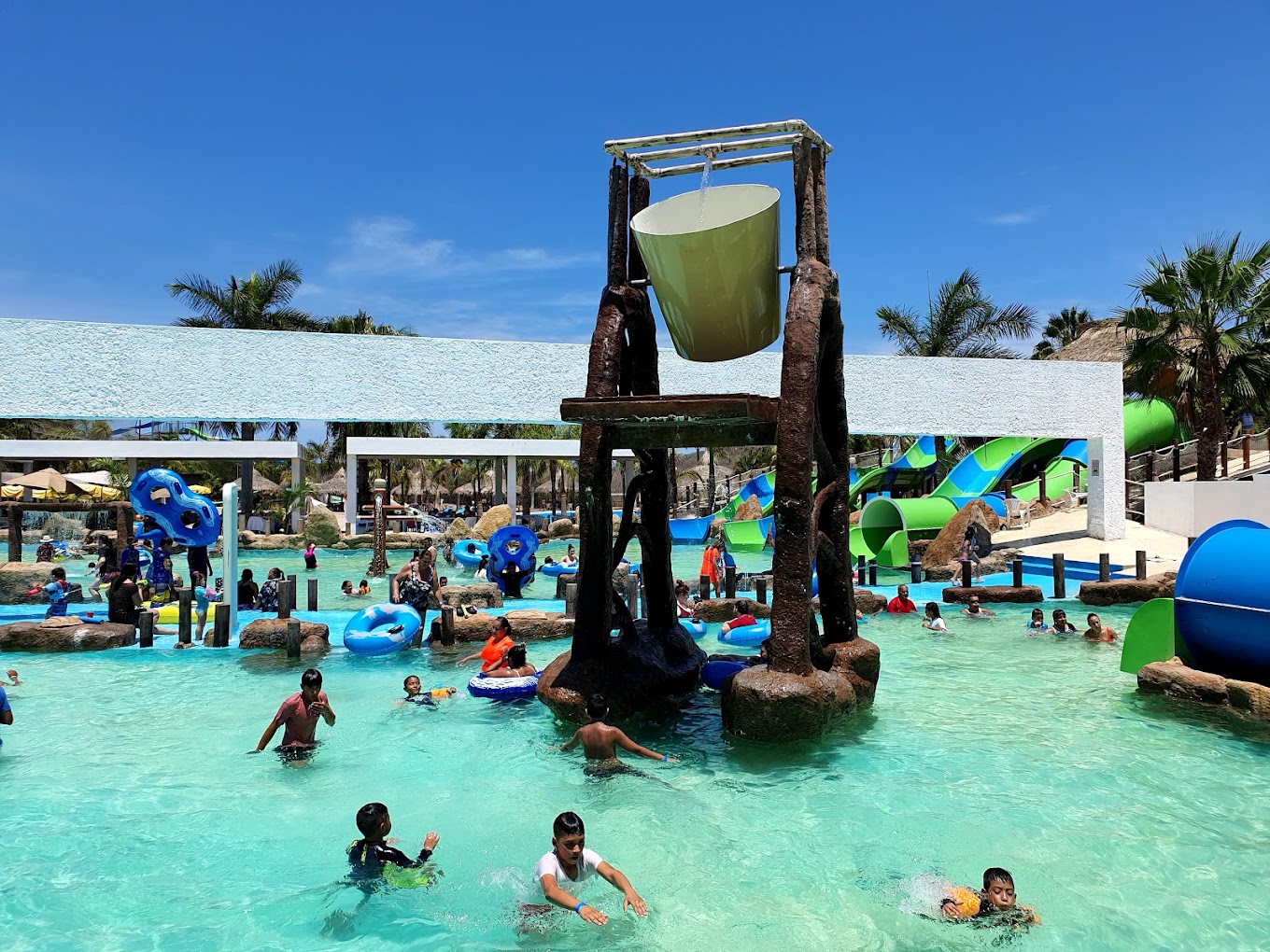 Why a Beachfront Condo for Families Is the Best Choice